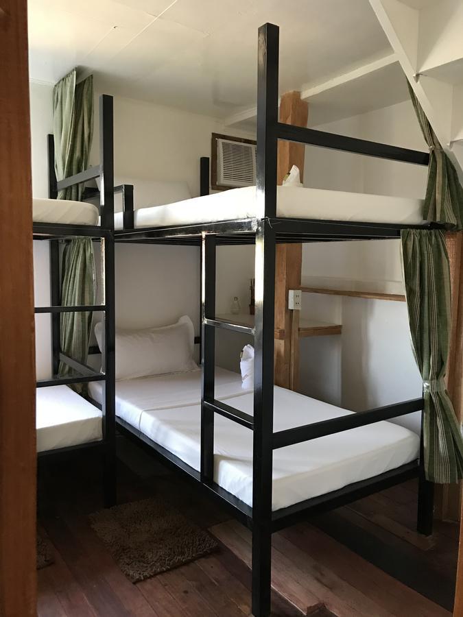 קורון Island Hostel מראה חיצוני תמונה
