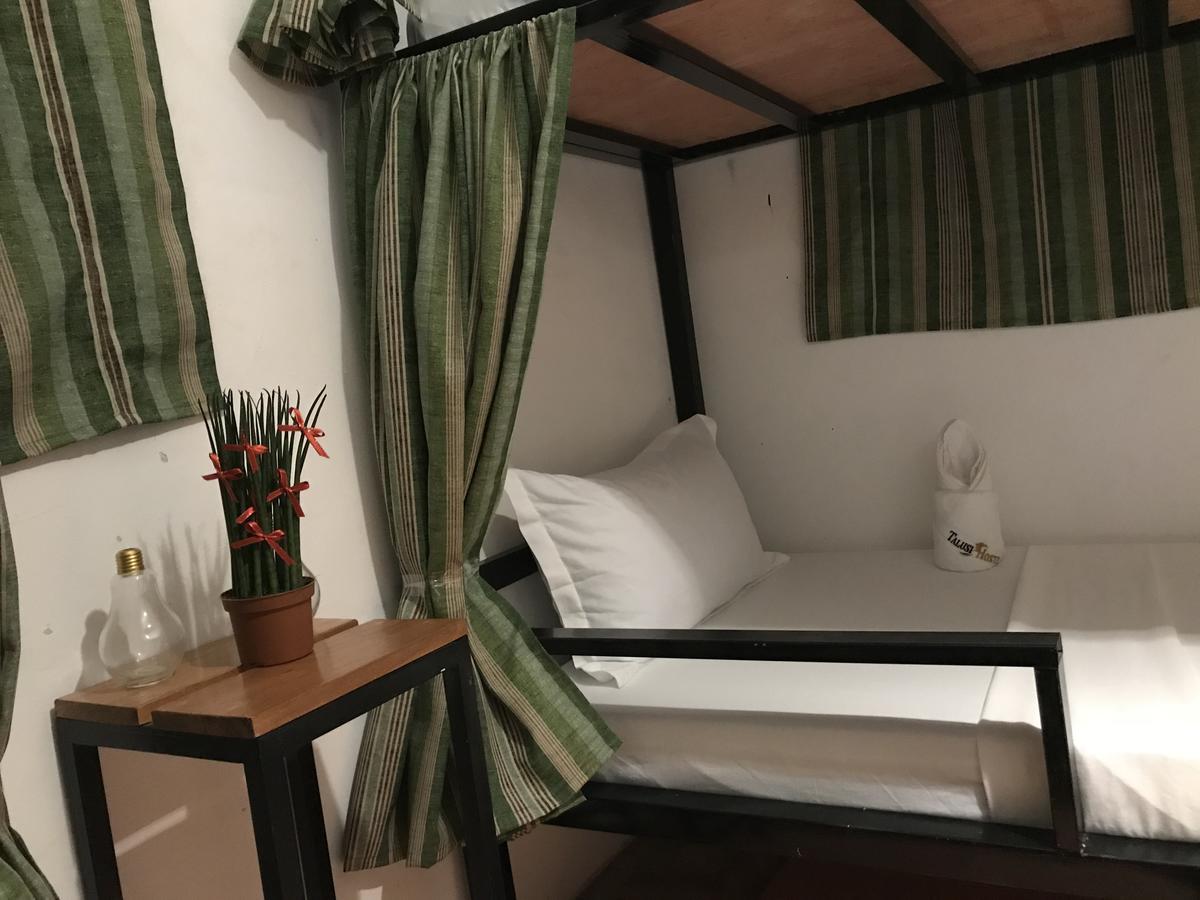 קורון Island Hostel מראה חיצוני תמונה