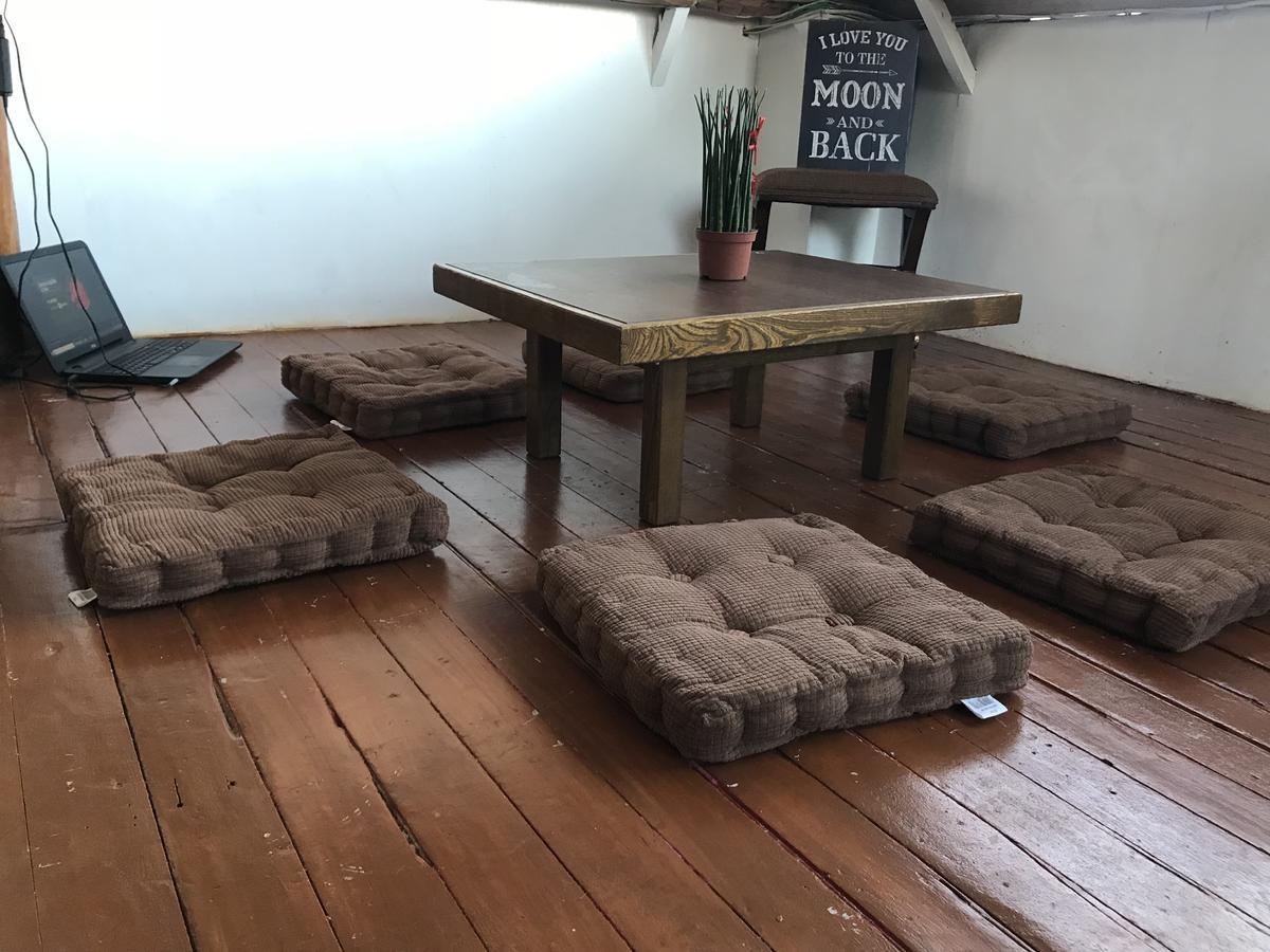 קורון Island Hostel מראה חיצוני תמונה