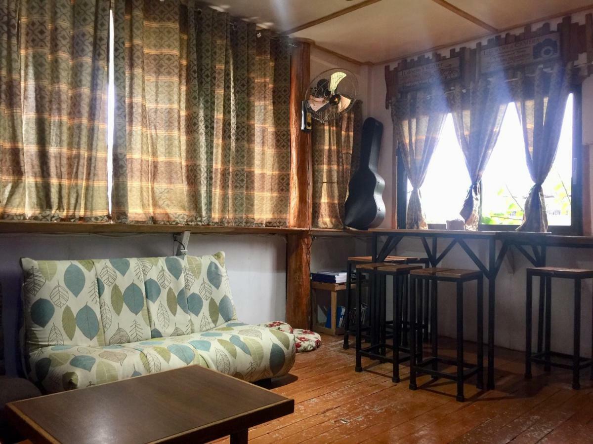 קורון Island Hostel מראה חיצוני תמונה